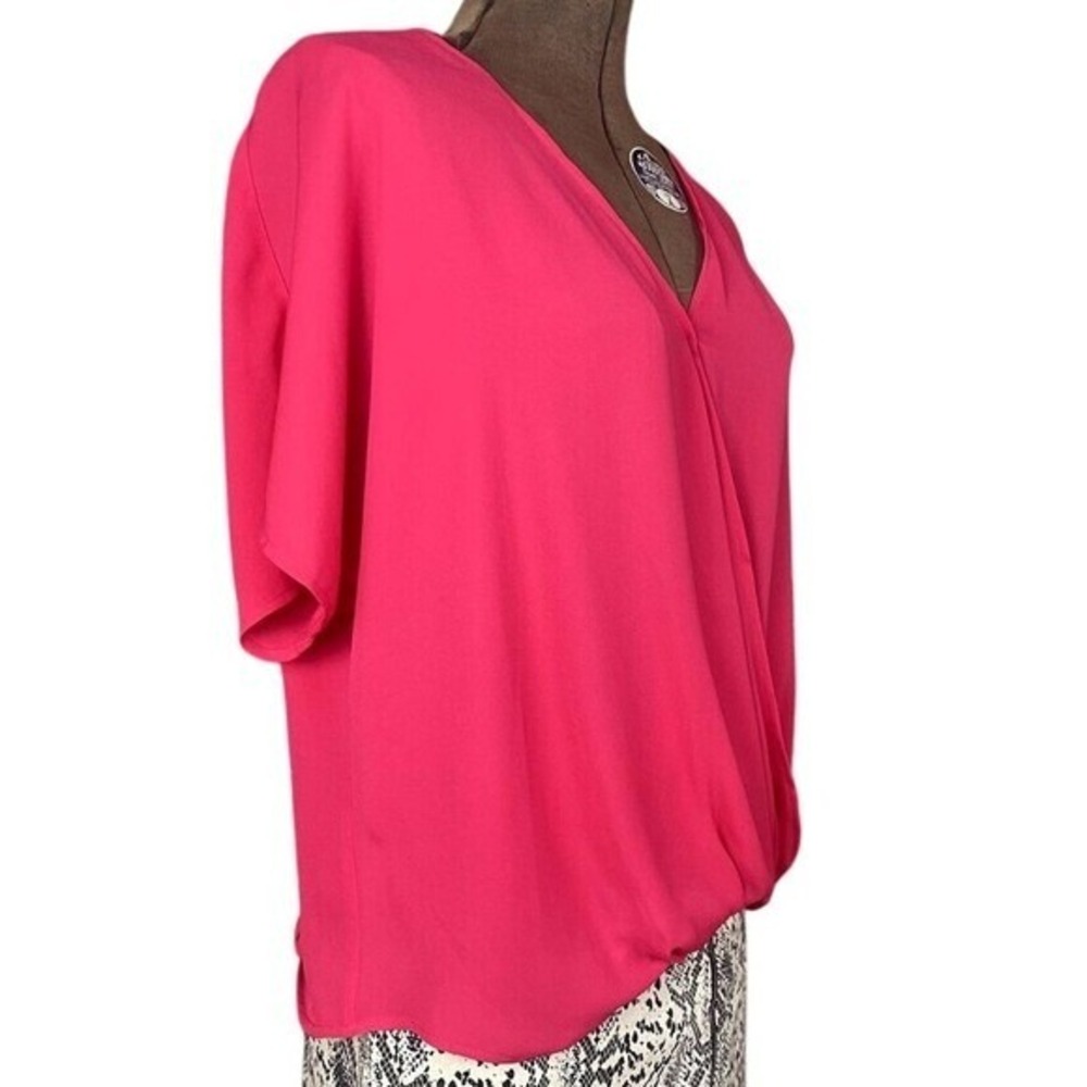 TROUVE Womens (L) Blouse Anthro Pink Deep V-neck V-Back Minimalist Bright Flowy - Picture 3 of 6